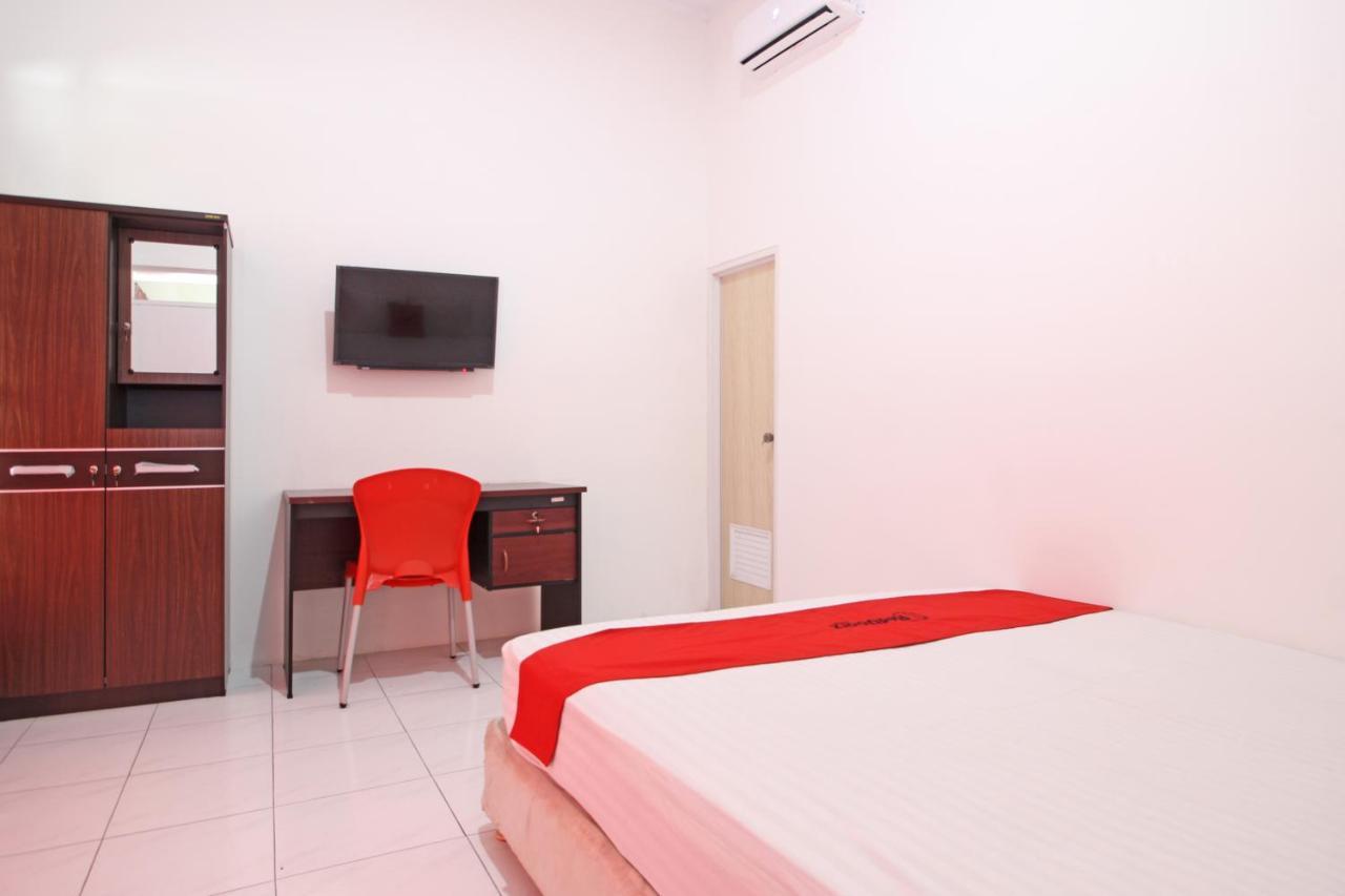 Hotel Reddoorz Near Terminal Tirtonadi Solo Exteriér fotografie